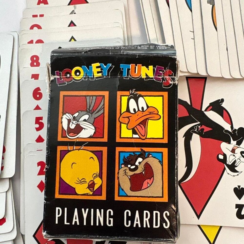 Looney-tunes 1994 vintage deck of playing cards complete